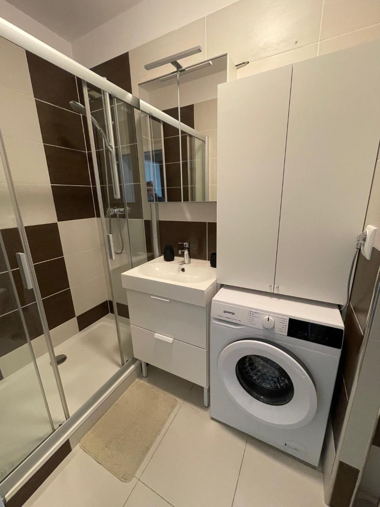 Apartman Petronela Bratislava Bagian luar foto